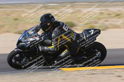 media/Oct-08-2022-SoCal Trackdays (Sat) [[1fc3beec89]]/Turn 9 Inside (10am)/